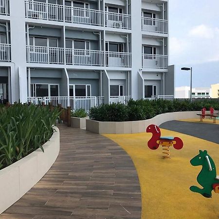 Smdc Breeze Residences By Dominga Manila Bagian luar foto