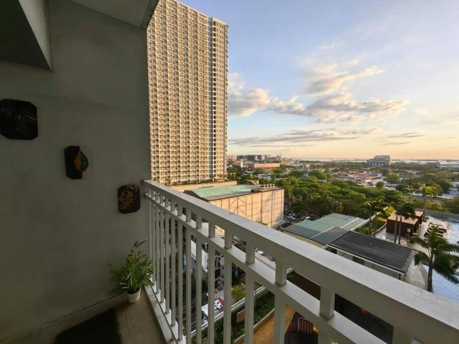Smdc Breeze Residences By Dominga Manila Bagian luar foto