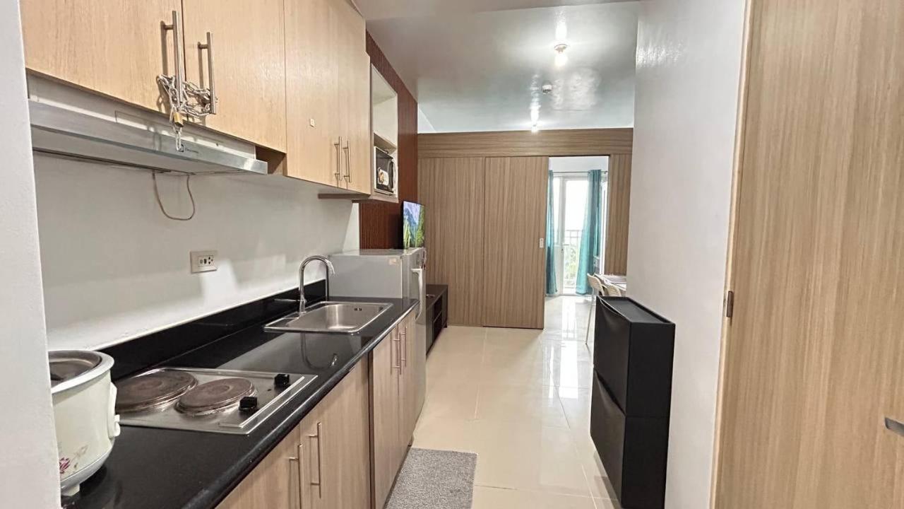 Smdc Breeze Residences By Dominga Manila Bagian luar foto