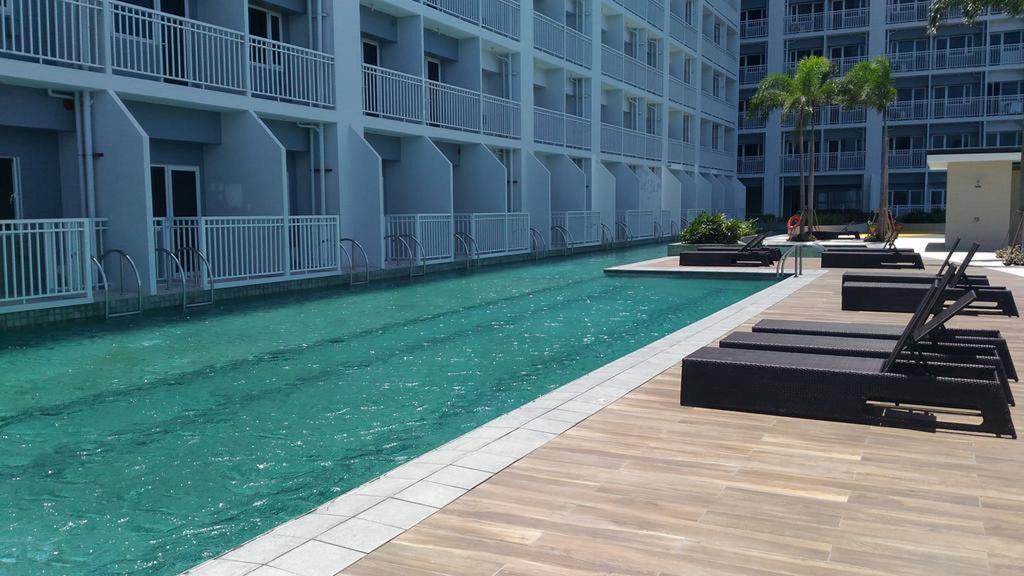 Smdc Breeze Residences By Dominga Manila Bagian luar foto